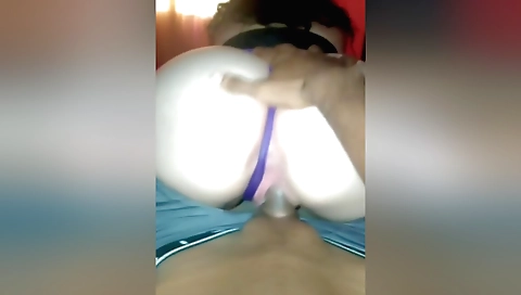 Indian amateur beauty blows her lover and gets fucked