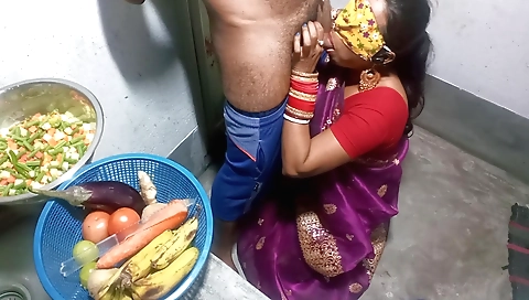 Bhabhi ko kitchen me choda with devar bhabhi and morning sex
