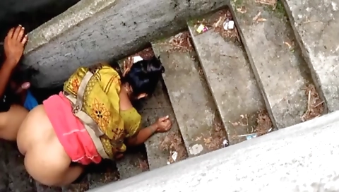 India hot girl and hot stepmom in a hot outdoor scene