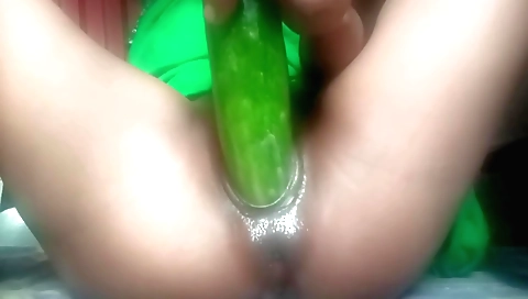 Busty indian babe with a juicy mouth is doing her own masturbation