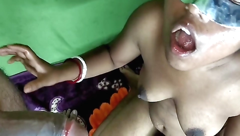 Indian brunette teen couples in the kitchen and fucks