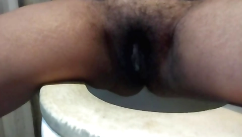 Indian hussy gets hairy and masturbates until she orgasms
