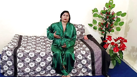 Big tits amateur brunette is masturbating outdoors