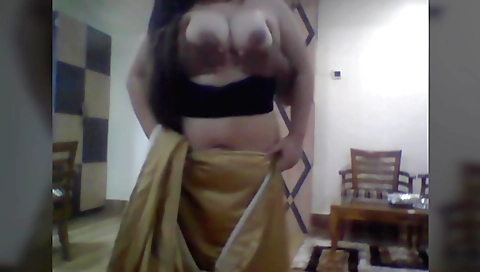Indian amateur slut with big breasts is getting fucked