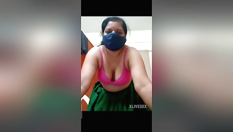 Chubby pornstar seduces herself and shows off her body