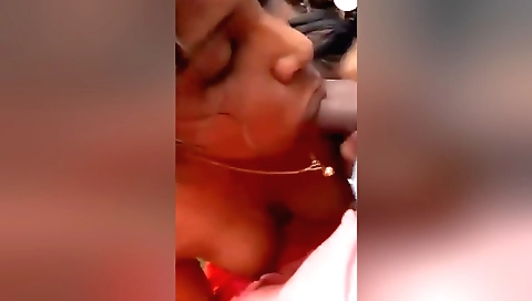 Today Exclusive-horny Desi Girl Boob Pressing And Blowjob Outdoor