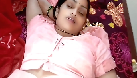 Indian girlfriend sucks her hubby's hard boner in her pussy