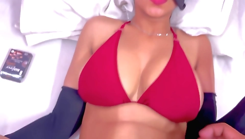 Indian girl with a shaved pussy wants to make this guy her lover