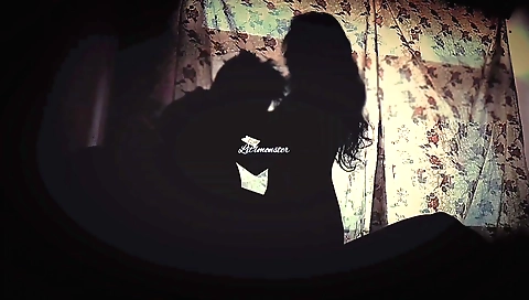 Webcam sex with a nice smile on the face of the girl