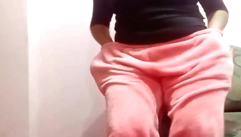 Long haired amateur indian chick squirting on the internet