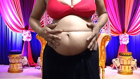 Hot doctor fucks patient while she was waiting for a new patient