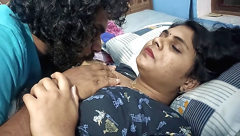 Indian brunette sucking in sharun raj and giving him a good fuck