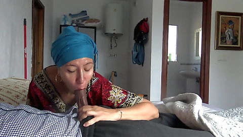 Sexy Indian woman with a big ass gets her ass fucked