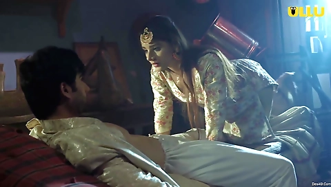 Big natural body brunette brunette 18+ with small tits