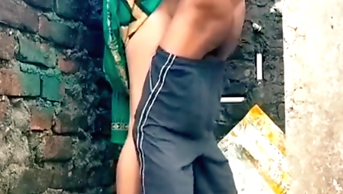 Amateur outdoor mms – a great way to put hands on your body