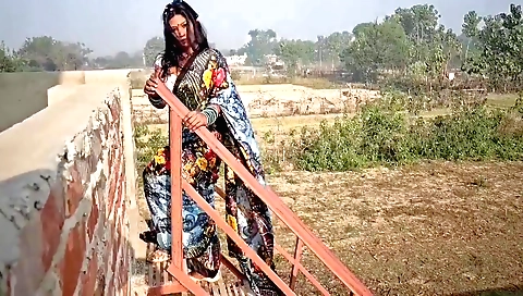 Indian brunette amateur porn video filmed outdoors