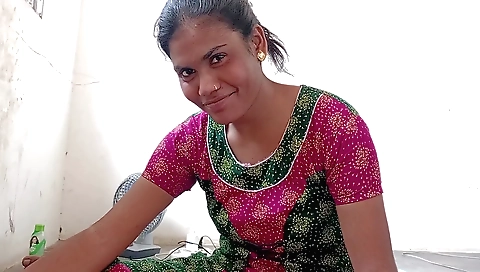 Indian hottie with a hairy pussy gets mouth fucked