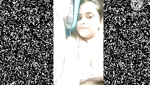 Indian brunette plays naked in the middle of the room