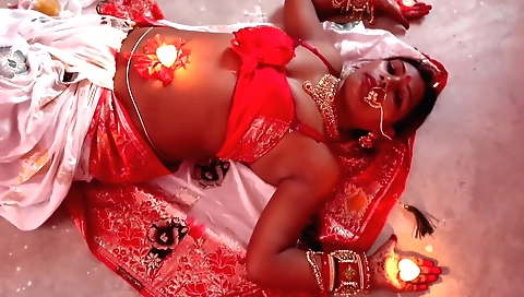 Indian hairy woman makes a huge creampie on her bed