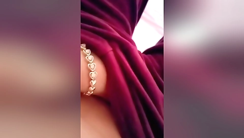 Indian solo video with a shaved pussy girl in a sexy bikini