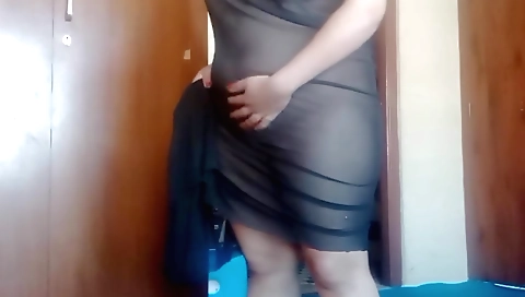 Busty amateur brunette fucks her camera on her body