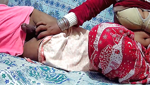 Busty indian chick with big tits and ass fucked on the bed