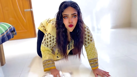 Big ass stepdaughter with a big booty has her stepson clean